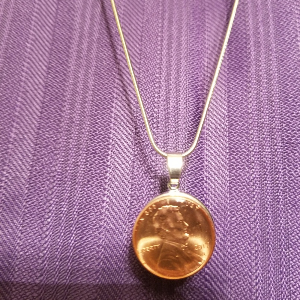Treasure snap necklace